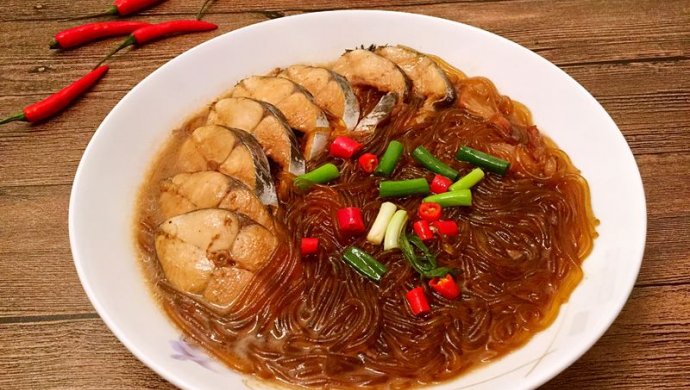 鲅鱼炖粉条