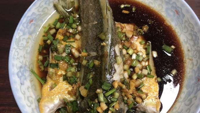 秘制清蒸小黄鱼