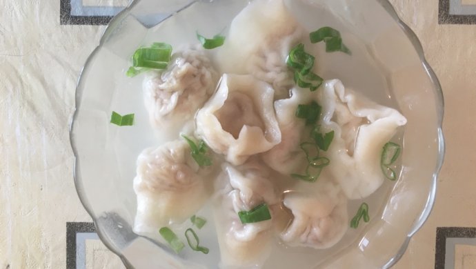 燕燕常招牌大黄蚬子馄饨