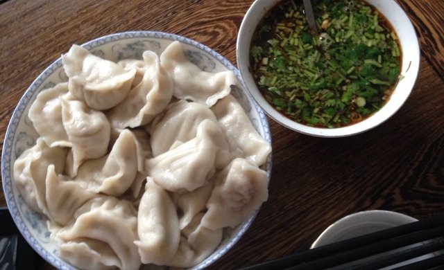 鲢鱼肉饺子