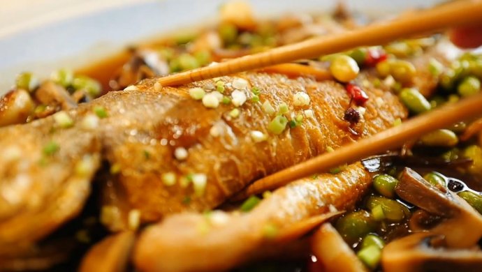 超下饭烧黄鱼 | 大口吃鱼,超大口吃饭,这个夏天哪会没胃口