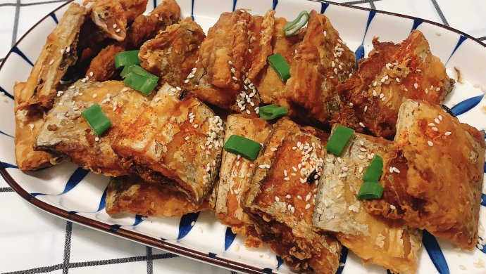 家庭版简易香酥干炸带鱼