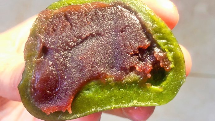 秘?没有澄粉??也可以做的网红豆沙青团