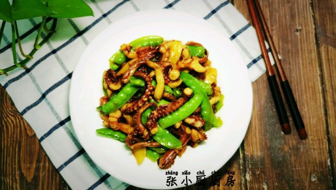 荷兰豆炒鱿鱼须