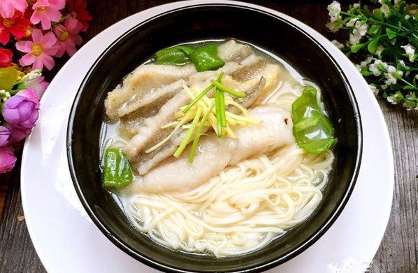 上海黄鱼煨面