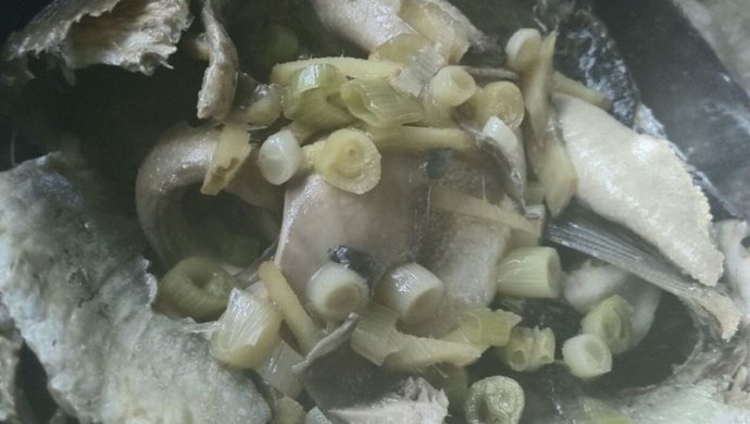 炖青鱼