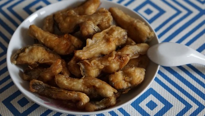 美味香酥炸鱼块