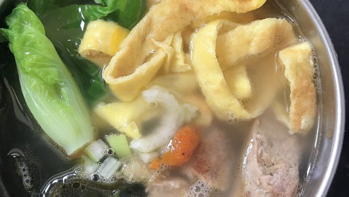 鸡汤米线