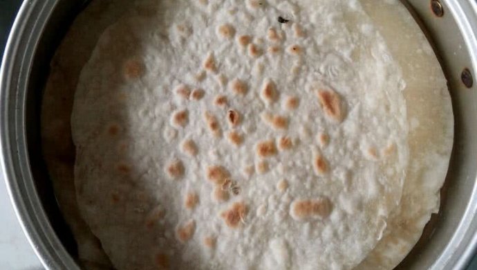 《红高粱》中的?饼,很简单