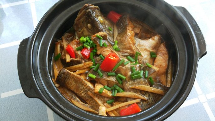 鳜鱼煲