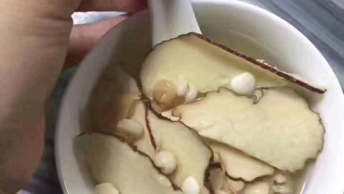 川贝虎乳炖瘦肉