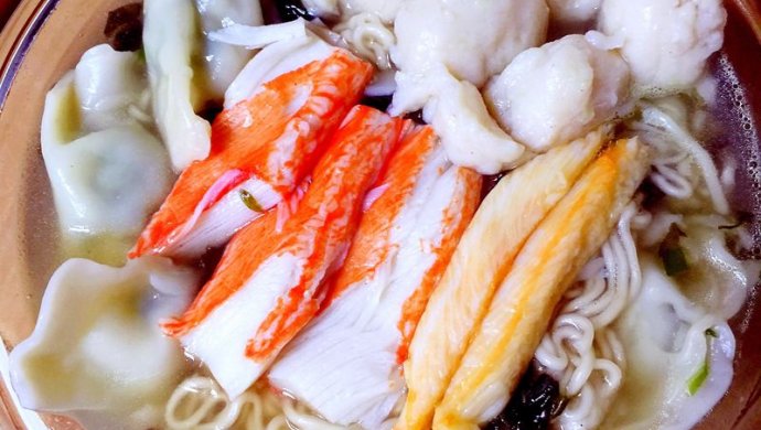 无油版海鲜鱼丸水饺面(附鱼丸做法)