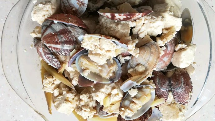 豆腐炖蚬子