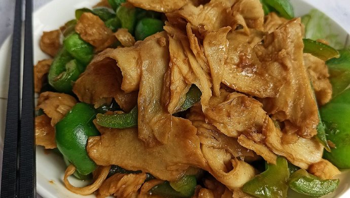 记忆中的菜――面筋炒青椒赛过肉