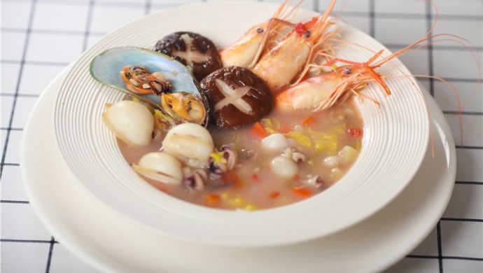 无调味高逼格蔬菜海鲜汤