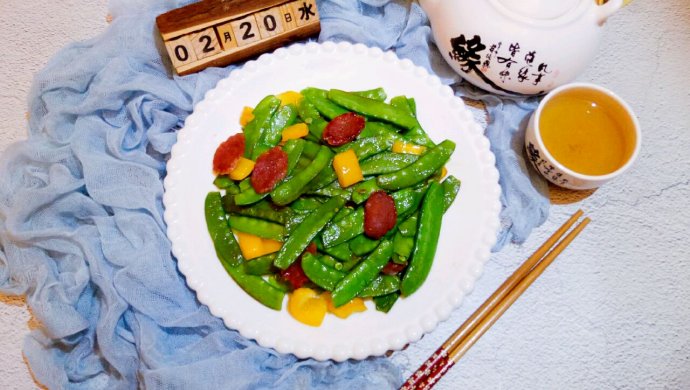 彩椒香肠荷兰豆