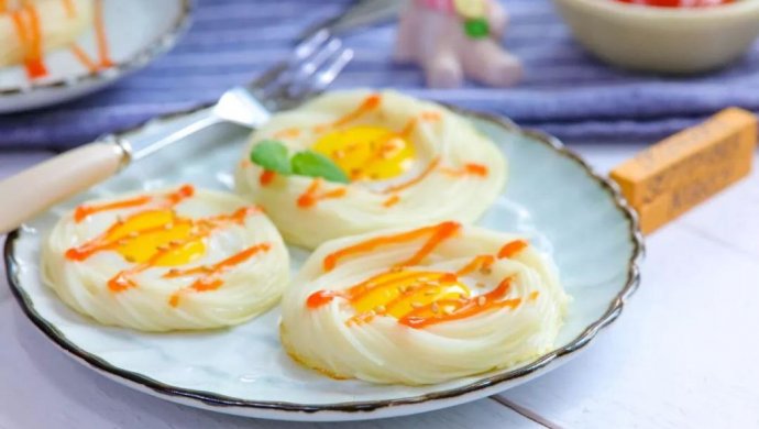 鹌鹑蛋挂面 宝宝辅食食谱