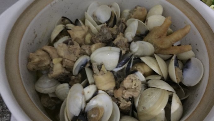 白贝焖鸡，鲜甜美味，懒人煲