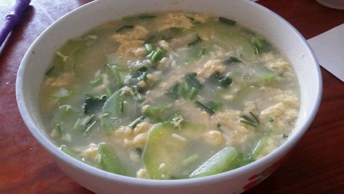 胡瓜鸡蛋鲜贝汤