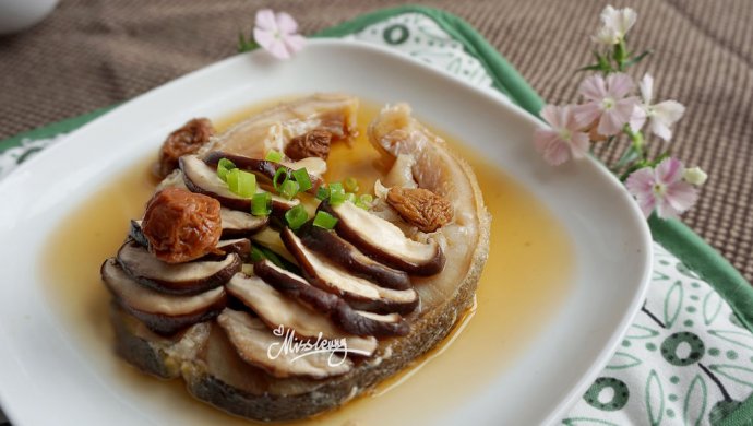 西梅香菇蒸鳕鱼_开胃低脂
