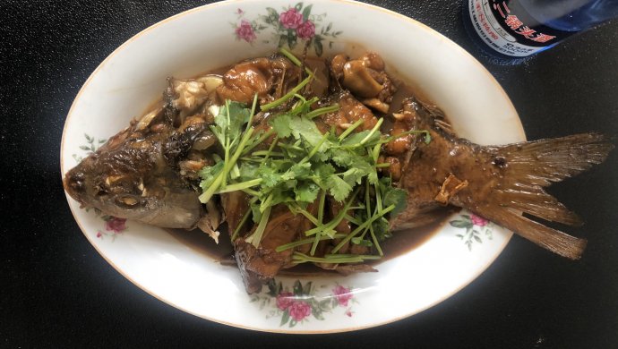 红烧鲤鱼