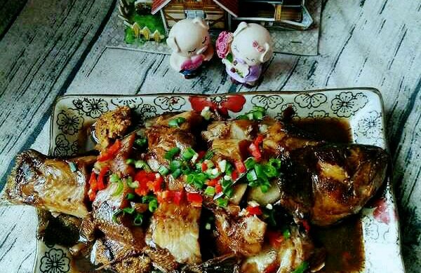 红烧鲈鱼