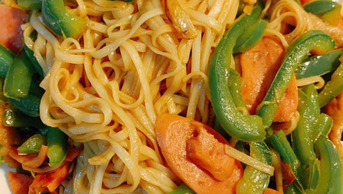 【快手菜】青椒肉丝炒挂面