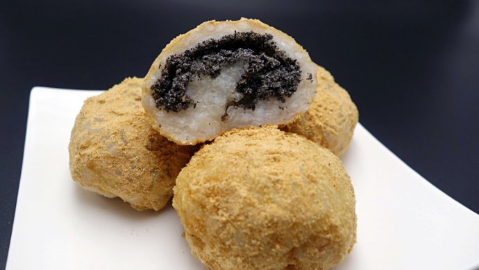 甜芝麻糍粑团