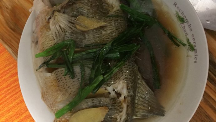 清蒸鲈鱼