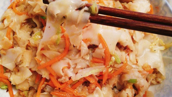 馄饨皮炒面