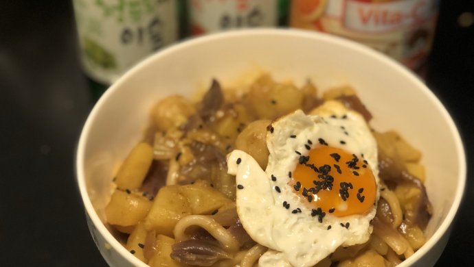 咖喱鱼丸乌冬面