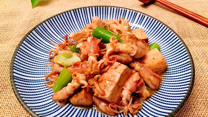 小海兔炖豆腐