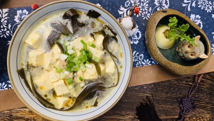 排毒减肥去脂：海带豆腐汤