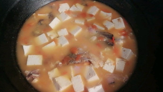 三文鱼头豆腐汤