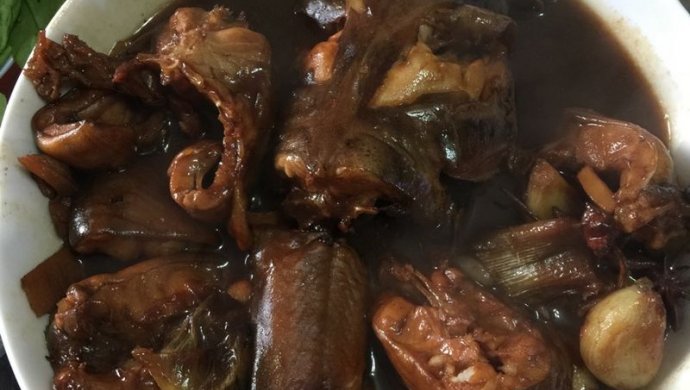 大蒜炖豸鱼