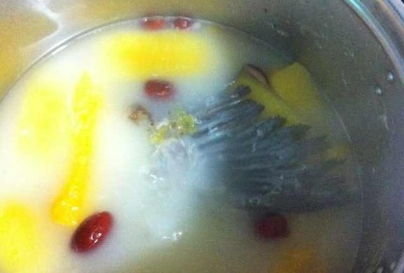 青木瓜煲鱼尾