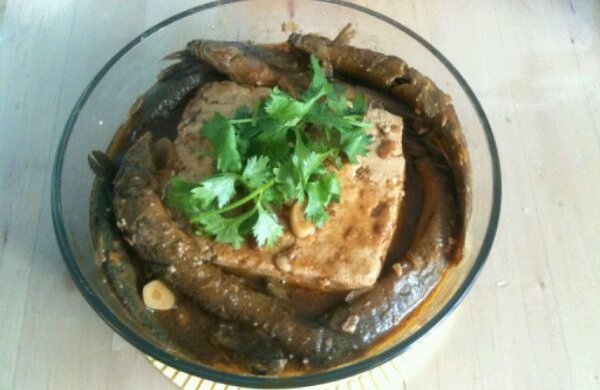泥鳅炖豆腐