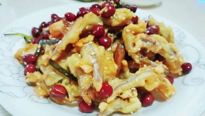 酥炸丁香鱼