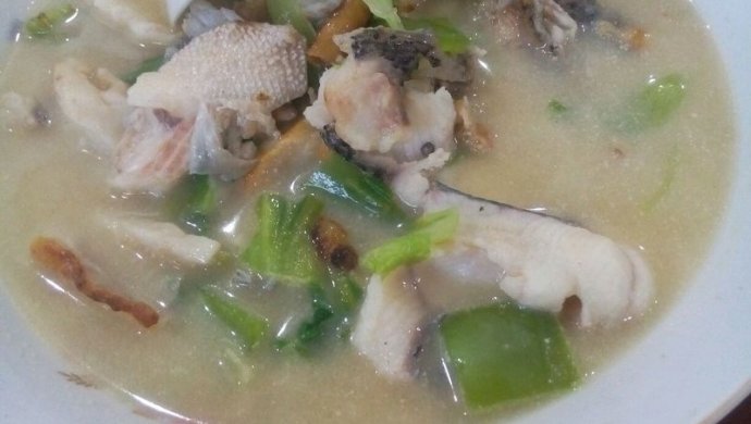 鲜蔬黑鱼汤