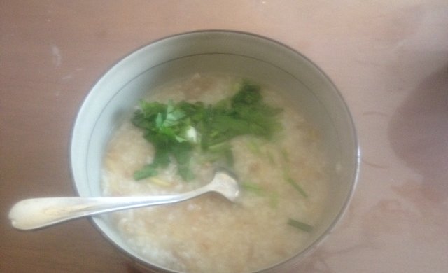 红鱼干沙虫干虾仁粥