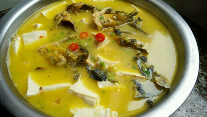 昂刺鱼炖豆腐