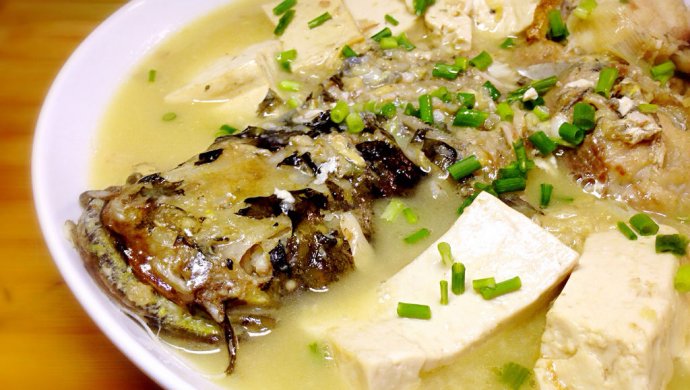 鲶鱼炖豆腐