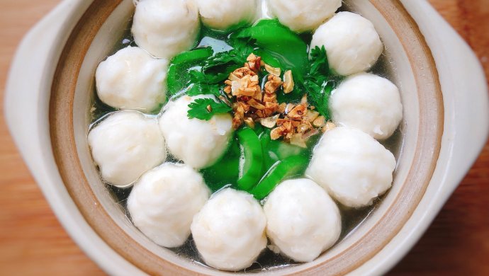 夏天的味道:丝瓜墨鱼丸汤