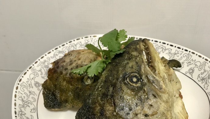 香煎三文鱼头