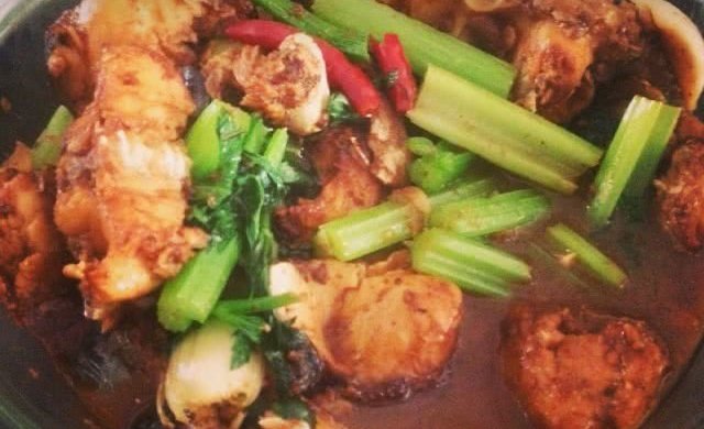 红烧胖头鱼+ 鸡腿菇鱼头汤