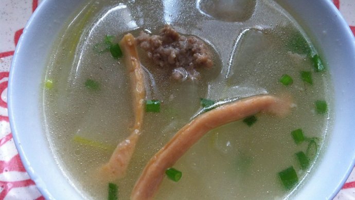 鱿鱼干肉末冬瓜汤