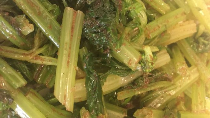 蟹子炝芹菜