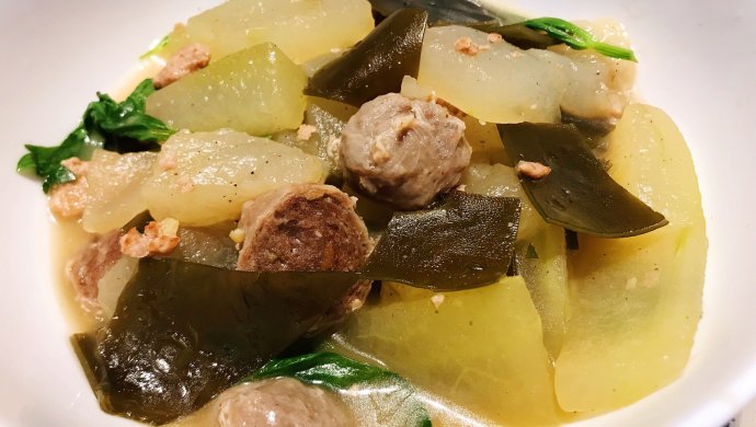 夏天减脂去湿的美味：肉末海带烧冬瓜