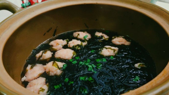 虾滑紫菜汤