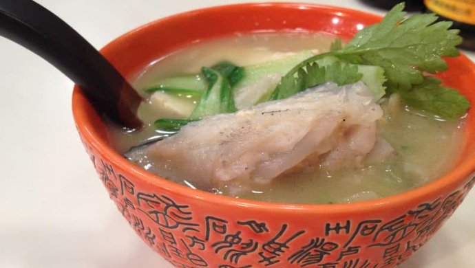 三文鱼头汤